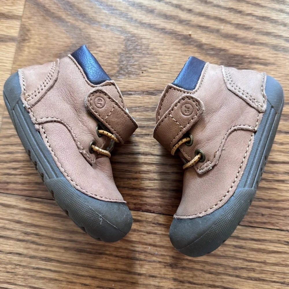 Baby size 3 Stride Rite soft motion Burrell Boys Leather Boots Tan - NEW